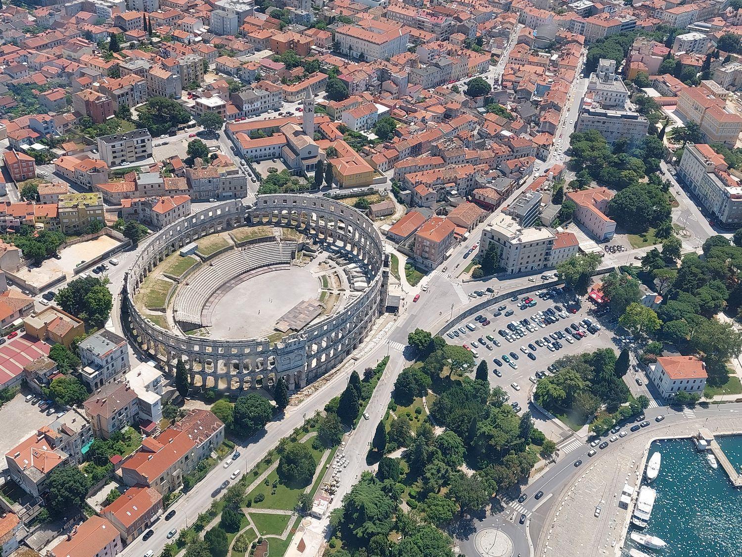 Apartment Bartholomaeus Pula Exterior photo