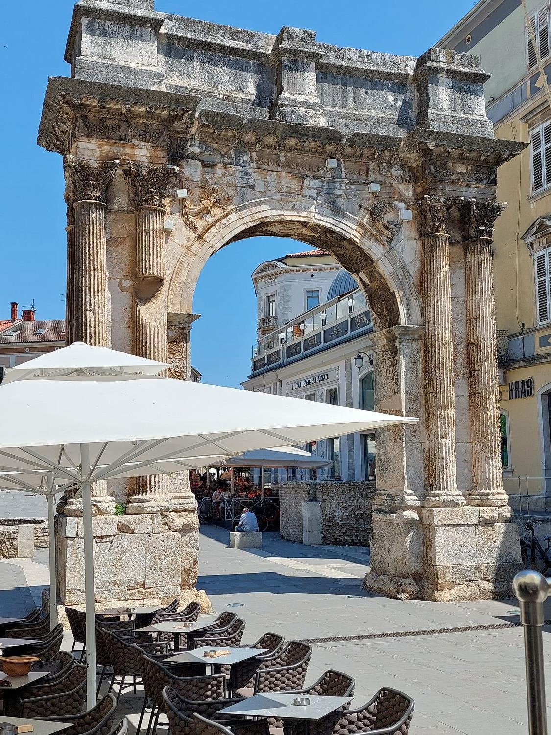 Apartment Bartholomaeus Pula Exterior photo